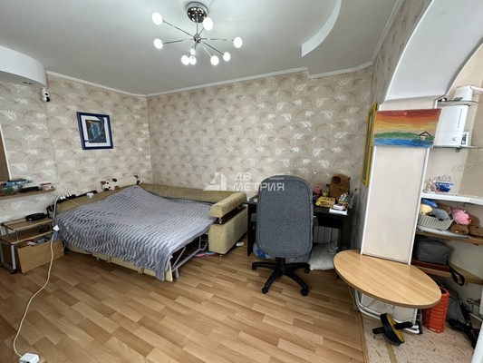Продам двухкомнатную (2-комн.) квартиру, Комсомольская ул, 241А, Южно-Сахалинск г