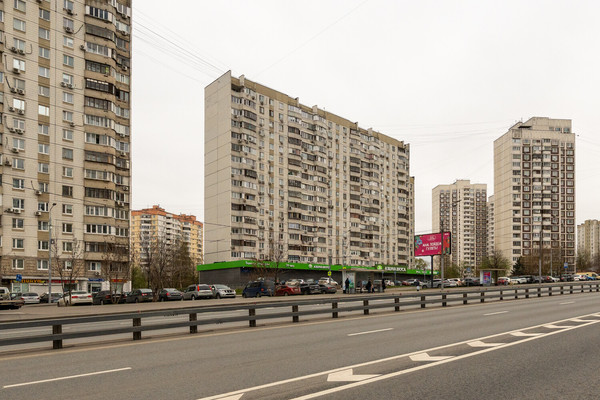 Продам однокомнатную (1-комн.) квартиру, Пятницкое ш, 14, Москва г