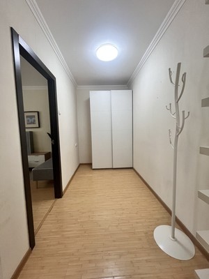 Продам однокомнатную (1-комн.) квартиру, Большая Очаковская ул, 5, Москва г
