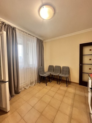 Продам однокомнатную (1-комн.) квартиру, Большая Очаковская ул, 5, Москва г