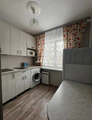 Продам однокомнатную (1-комн.) квартиру, Им Космонавта Поповича ул, 53, Южно-Сахалинск г