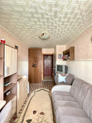 Продам трехкомнатную (3-комн.) квартиру, Одоевского ул, 27, Ишим г