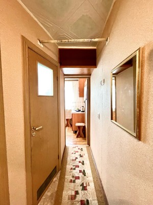 Продам трехкомнатную (3-комн.) квартиру, Одоевского ул, 27, Ишим г