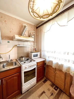 Продам трехкомнатную (3-комн.) квартиру, Одоевского ул, 27, Ишим г