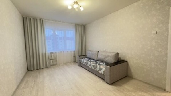 Продам двухкомнатную (2-комн.) квартиру, Московский пр-кт, 102, Воронеж г