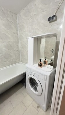 Продам двухкомнатную (2-комн.) квартиру, Московский пр-кт, 102, Воронеж г