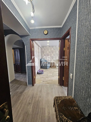 Продам двухкомнатную (2-комн.) квартиру, Им Тельмана ул, 1а, Южно-Сахалинск г