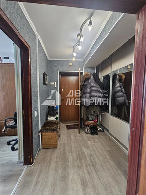 Продам двухкомнатную (2-комн.) квартиру, Им Тельмана ул, 1а, Южно-Сахалинск г