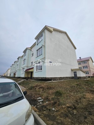Продам двухкомнатную (2-комн.) квартиру, им Б.П.Полевого ул, 8, Южно-Сахалинск г
