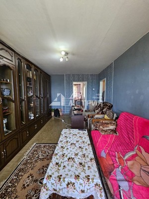 Продам трехкомнатную (3-комн.) квартиру, Вакканай ул, 6, Невельск г