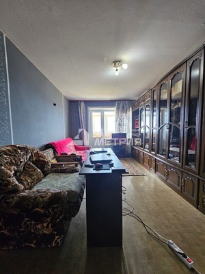 Продам трехкомнатную (3-комн.) квартиру, Вакканай ул, 6, Невельск г