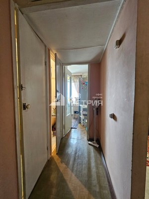 Продам трехкомнатную (3-комн.) квартиру, Вакканай ул, 6, Невельск г