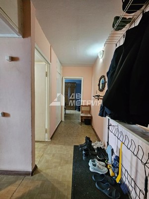 Продам трехкомнатную (3-комн.) квартиру, Вакканай ул, 6, Невельск г