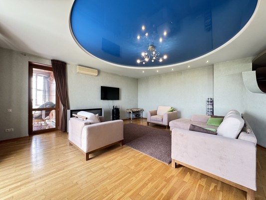 Продам трехкомнатную (3-комн.) квартиру, Лесной проезд, 16, Уфа г