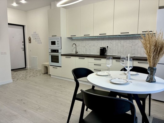 Продам трехкомнатную (3-комн.) квартиру, Новоостаповская ул, 20, Москва г