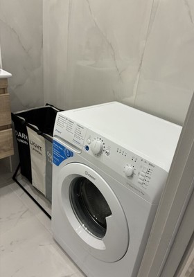 Продам трехкомнатную (3-комн.) квартиру, Новоостаповская ул, 20, Москва г