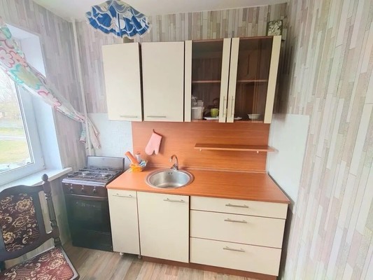 Продам двухкомнатную (2-комн.) квартиру, 1, Торосово д