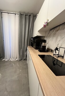 Продам трехкомнатную (3-комн.) квартиру, Гжатская ул, 5к7, Москва г