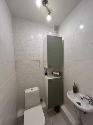 Продам трехкомнатную (3-комн.) квартиру, Гжатская ул, 5к7, Москва г