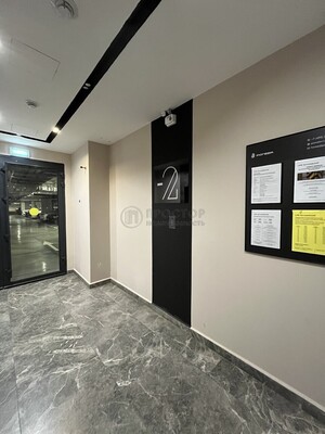 Продам трехкомнатную (3-комн.) квартиру, Гжатская ул, 5к7, Москва г