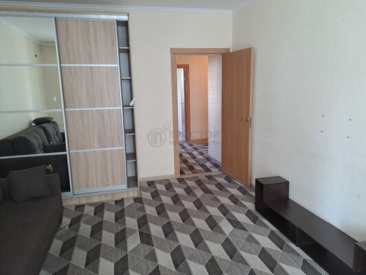 Продам двухкомнатную (2-комн.) квартиру, Нижегородская ул, 11А, Москва г