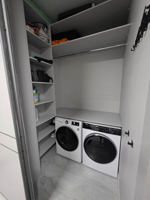 Продам трехкомнатную (3-комн.) квартиру, Котанова ул, 7, Новороссийск г