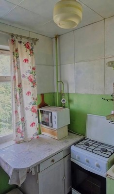 Продам двухкомнатную (2-комн.) квартиру, Центральная ул, 2, Володарское п