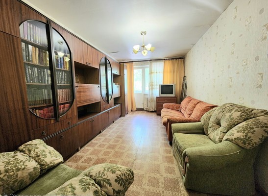 Продам двухкомнатную (2-комн.) квартиру, Энергетиков пр-кт, 12, Новомичуринск г