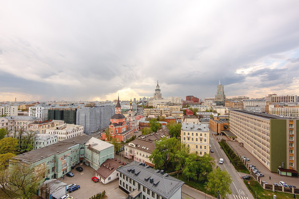 Продам двухкомнатную (2-комн.) квартиру, Новая Басманная ул, 17, Москва г