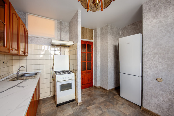 Продам двухкомнатную (2-комн.) квартиру, Новая Басманная ул, 17, Москва г