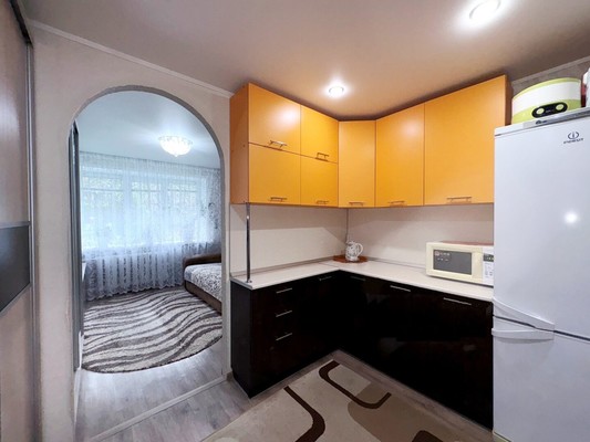 Продам комнату в 8-комн. квартире, Коммунистическая ул, 38, Пенза г