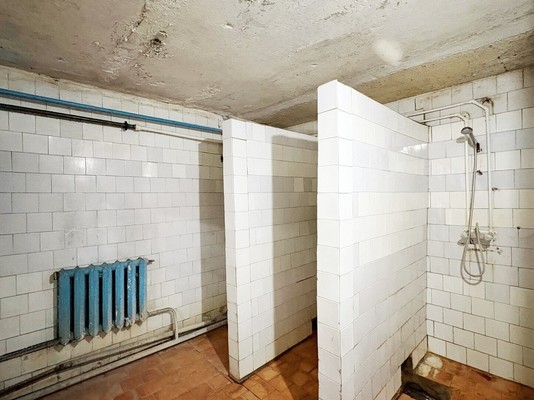 Продам комнату в 8-комн. квартире, Коммунистическая ул, 38, Пенза г