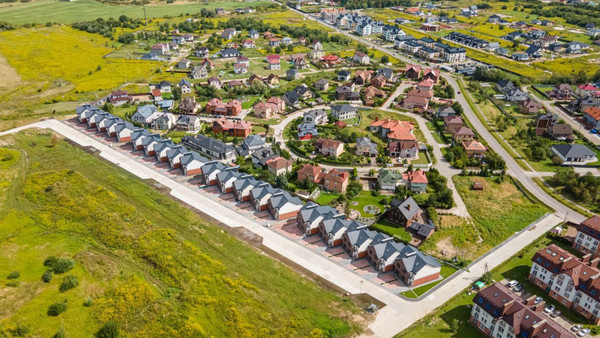 Продам таунхаус, Абрикосовая ул, 8, Малое Васильково п, 0 км от города