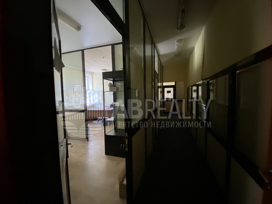 Продам коммерческое помещение 798 м2, Марии Ульяновой ул, 17а, Москва г