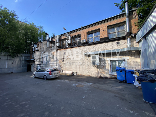 Продам коммерческое помещение 798 м2, Марии Ульяновой ул, 17а, Москва г
