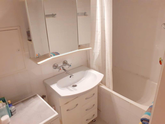Продам двухкомнатную (2-комн.) квартиру, Таганрогская ул, 112б, Ростов-на-Дону г