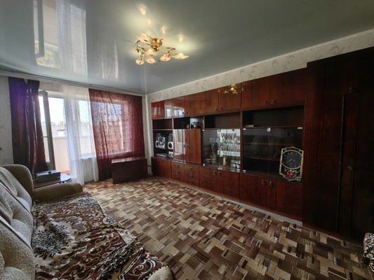 Продам двухкомнатную (2-комн.) квартиру, Строителей пр-кт, 11, Волгодонск г
