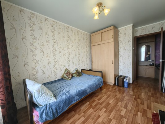 Продам двухкомнатную (2-комн.) квартиру, Строителей пр-кт, 11, Волгодонск г