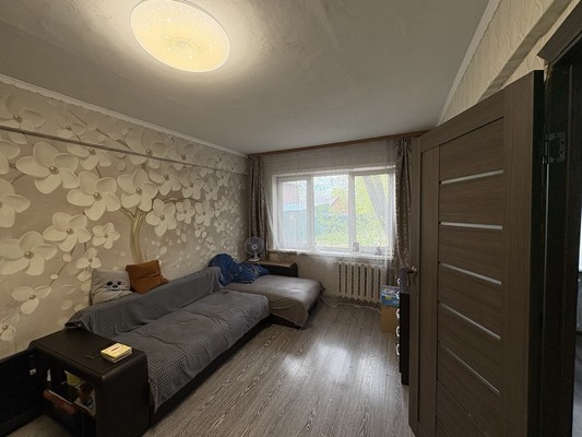 Продам двухкомнатную (2-комн.) квартиру, Баха ул, 2, Иркутск г