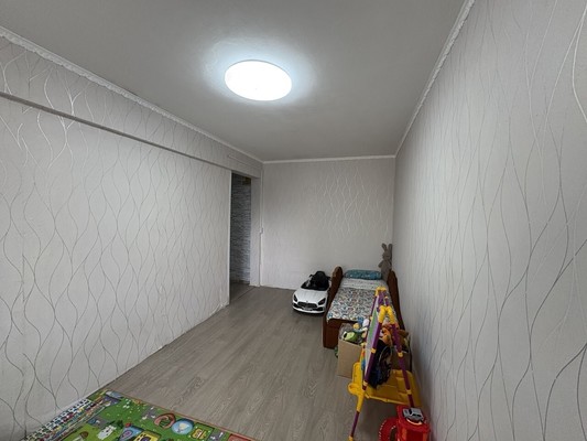 Продам двухкомнатную (2-комн.) квартиру, Баха ул, 2, Иркутск г