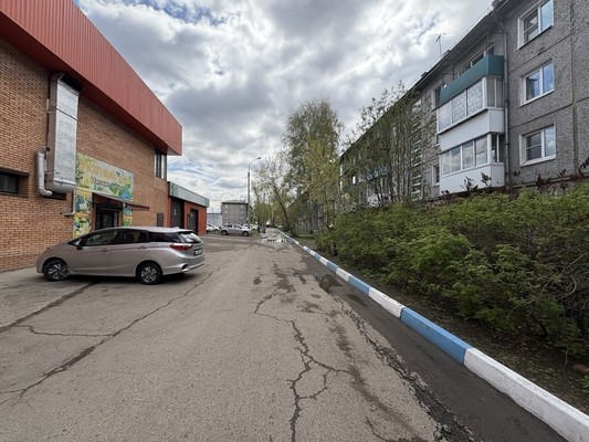 Продам двухкомнатную (2-комн.) квартиру, Баха ул, 2, Иркутск г