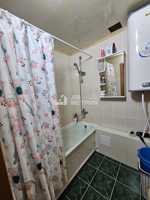 Продам трехкомнатную (3-комн.) квартиру, Луговая ул, 32, Сокол с