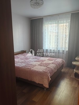 Продам двухкомнатную (2-комн.) квартиру, Мира пр-кт, 375, Южно-Сахалинск г