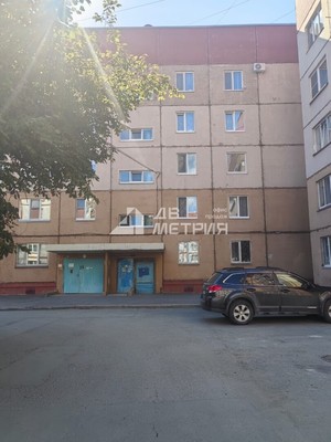 Продам двухкомнатную (2-комн.) квартиру, Мира пр-кт, 375, Южно-Сахалинск г
