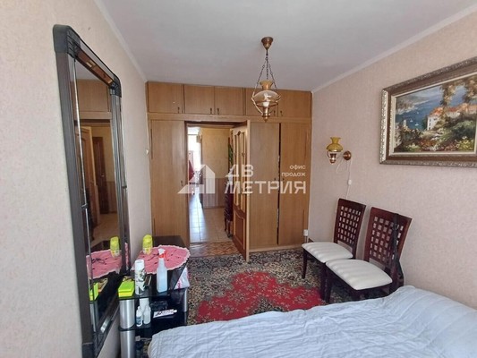 Продам трехкомнатную (3-комн.) квартиру, Чехова ул, 66-, Южно-Сахалинск г