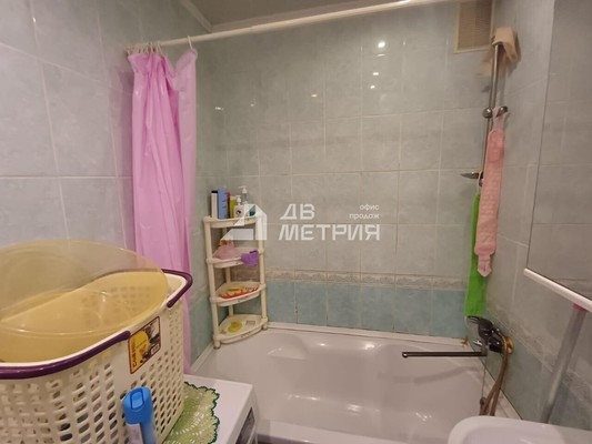 Продам трехкомнатную (3-комн.) квартиру, Чехова ул, 66-, Южно-Сахалинск г