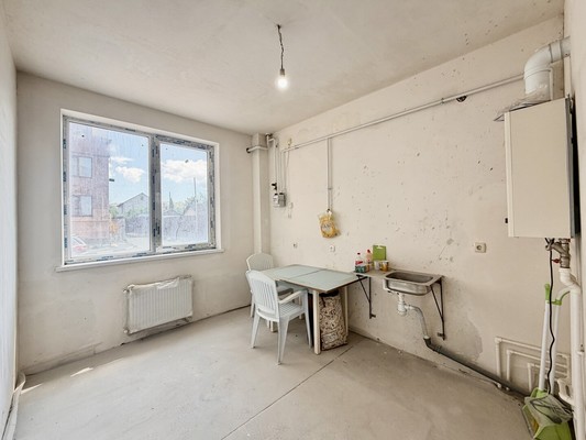 Продам трехкомнатную (3-комн.) квартиру, Залесская ул, 23ак1, Симферополь г