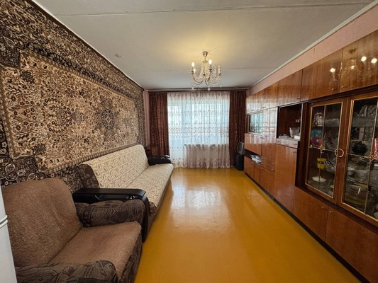 Продам трехкомнатную (3-комн.) квартиру, Первостроителей пр-кт, 19, Комсомольск-на-Амуре г
