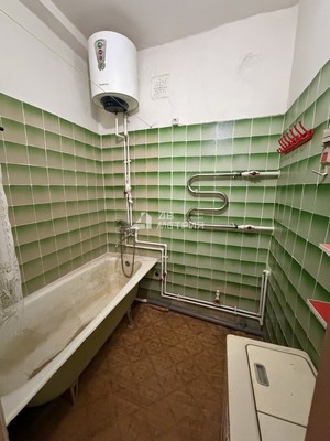 Продам двухкомнатную (2-комн.) квартиру, Ленина ул, 268ка, Южно-Сахалинск г