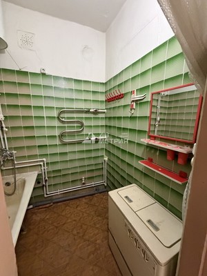 Продам двухкомнатную (2-комн.) квартиру, Ленина ул, 268ка, Южно-Сахалинск г